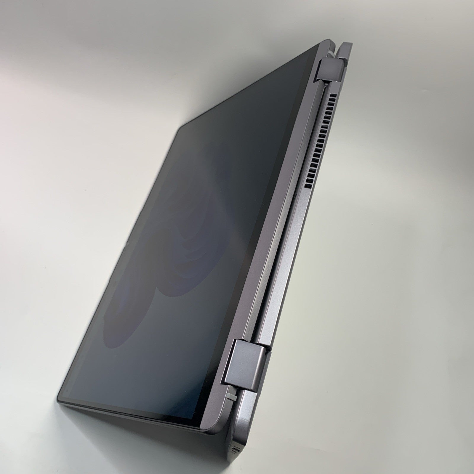 Lenovo IdeaPad Flex 5 16IRU8 16