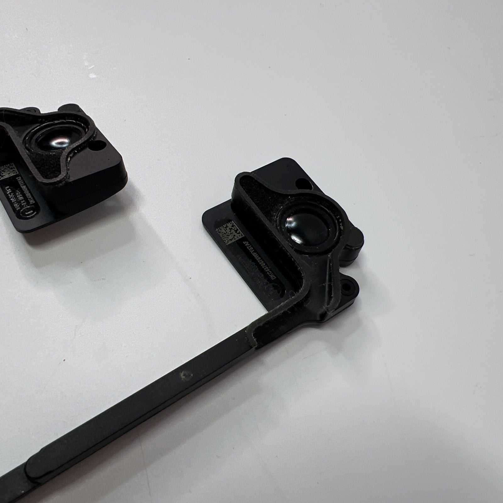 Genuine Apple Macbook Pro 13" A1502 2013 2014 2015 Speakers Pair Left and Right