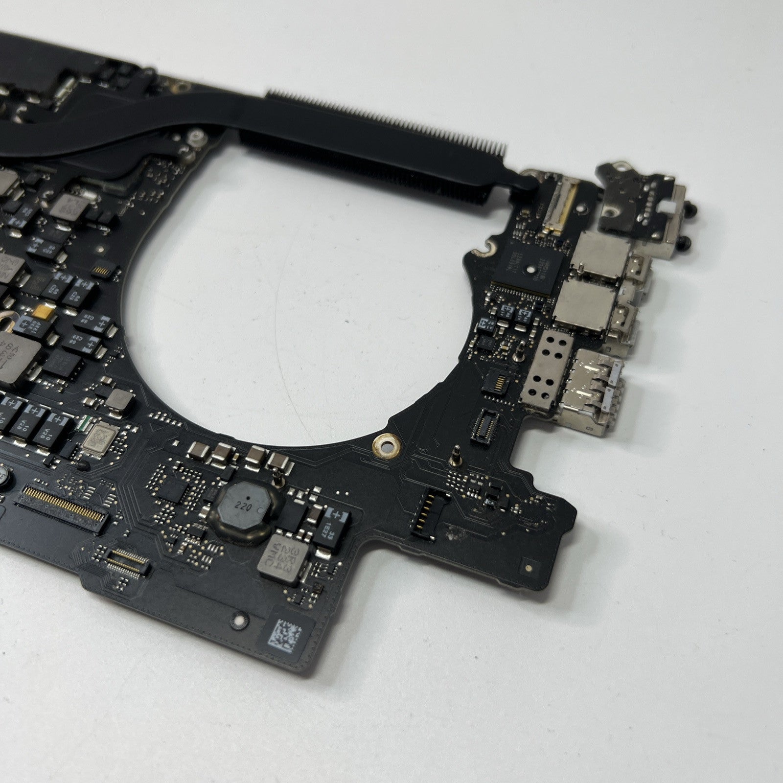 MacBook Pro 15" Late 2013 A1398 Logic Board 2.3GHz i7 8GB 
