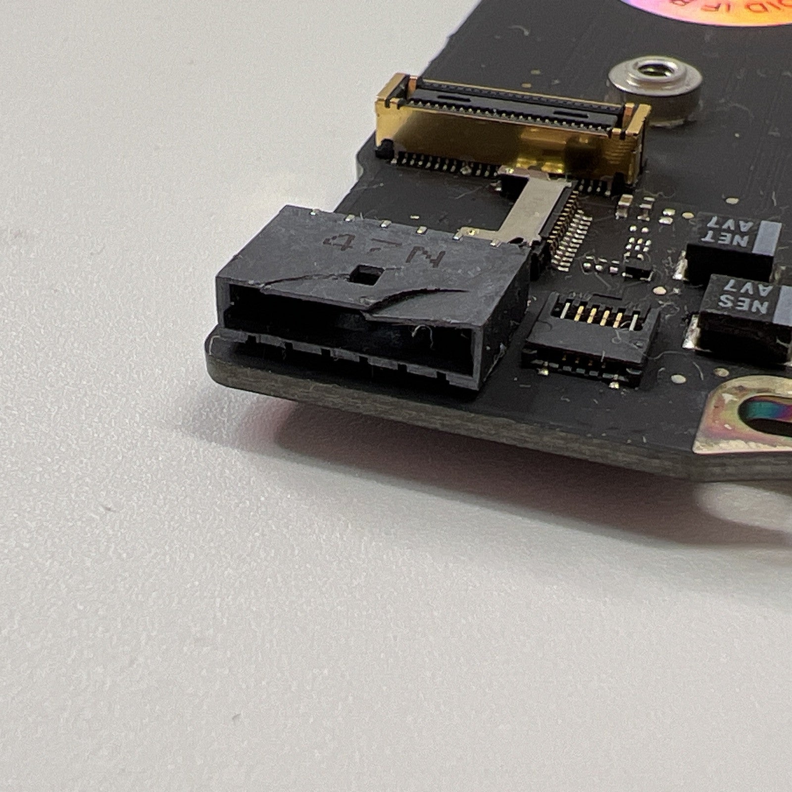 MACBOOK AIR A1466 13" EARLY 2014 LOGIC BOARD 1.4GHz i5 (READ DISCRIPTION!)