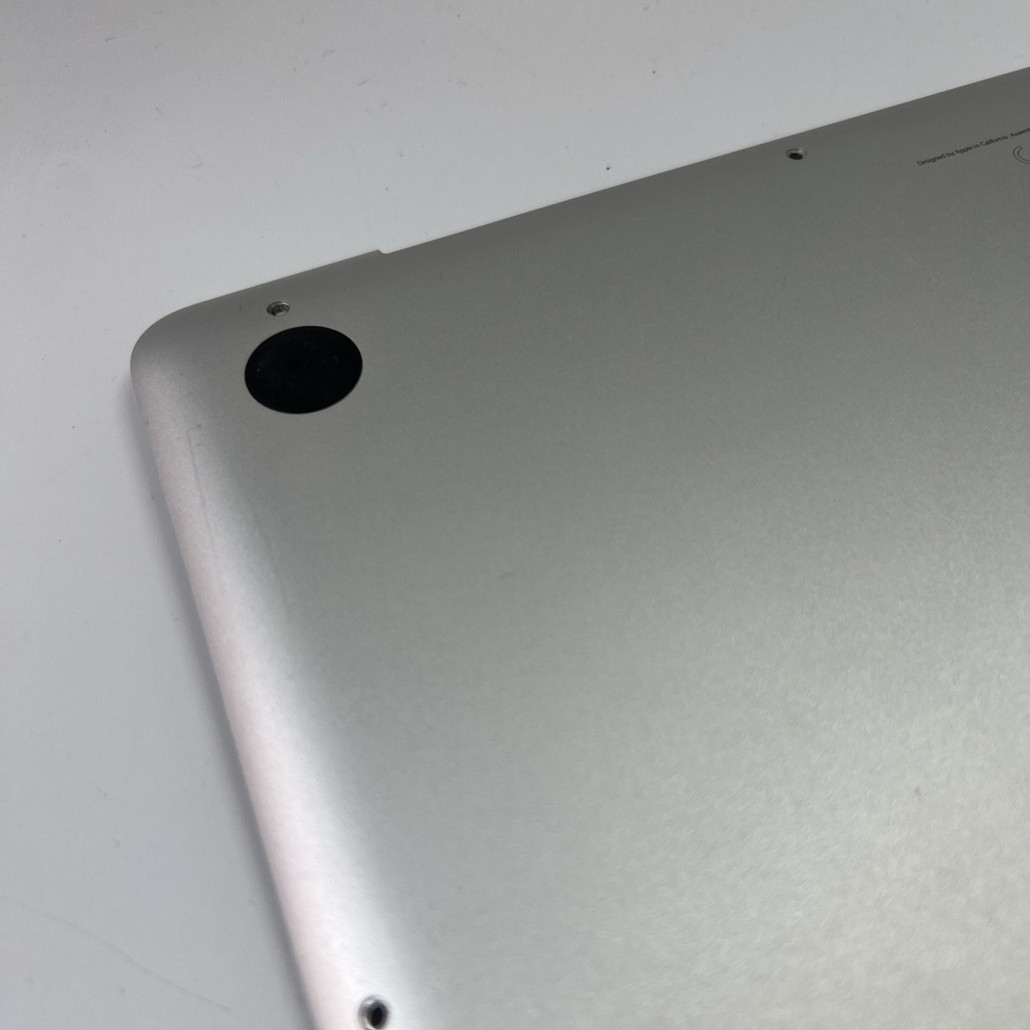 APPLE MACBOOK PRO A1278 13” MID 2010 2011 2012 BOTTOM CASE AND SCREWS (GRADE C)