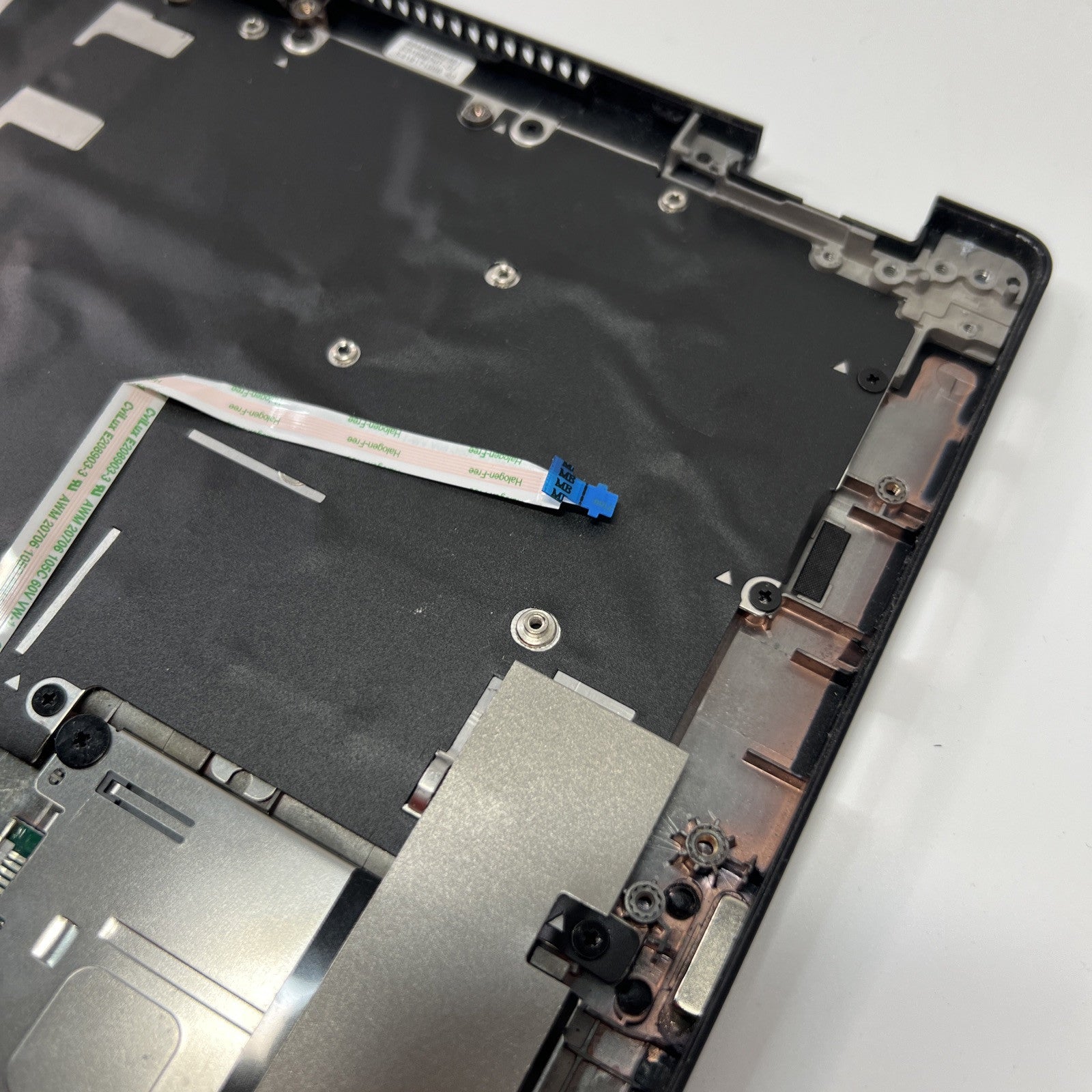 Genuine Dell Latitude 5289 Palmrest Assembly UK Keyboard Touchpad Black