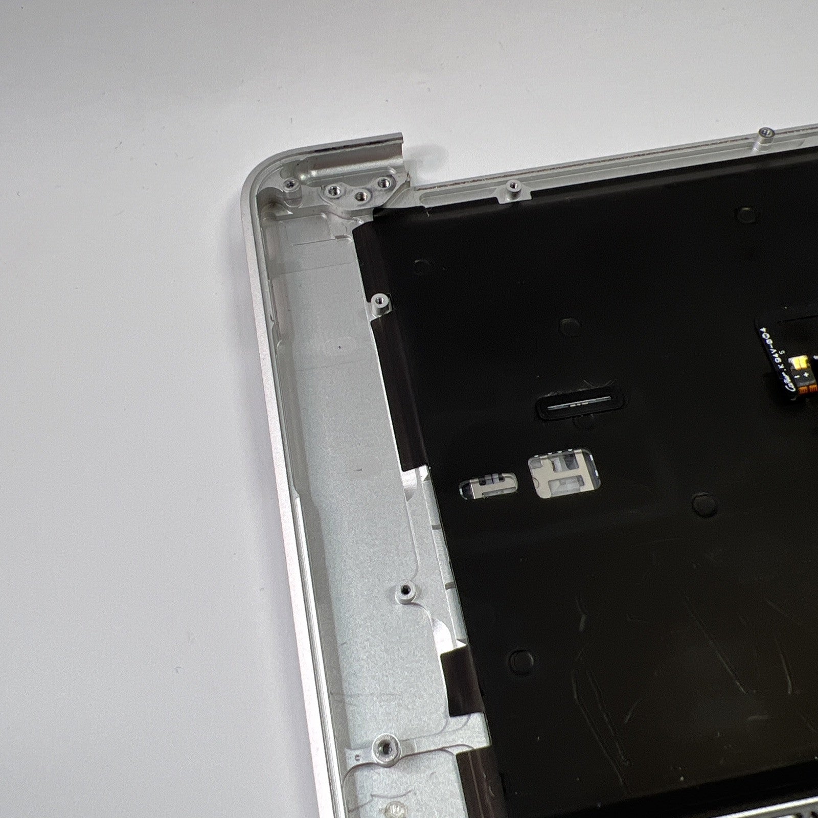 Macbook AIR 13” A1466 Mid 2012 UK Keyboard Palmrest Trackpad Assembly Silver