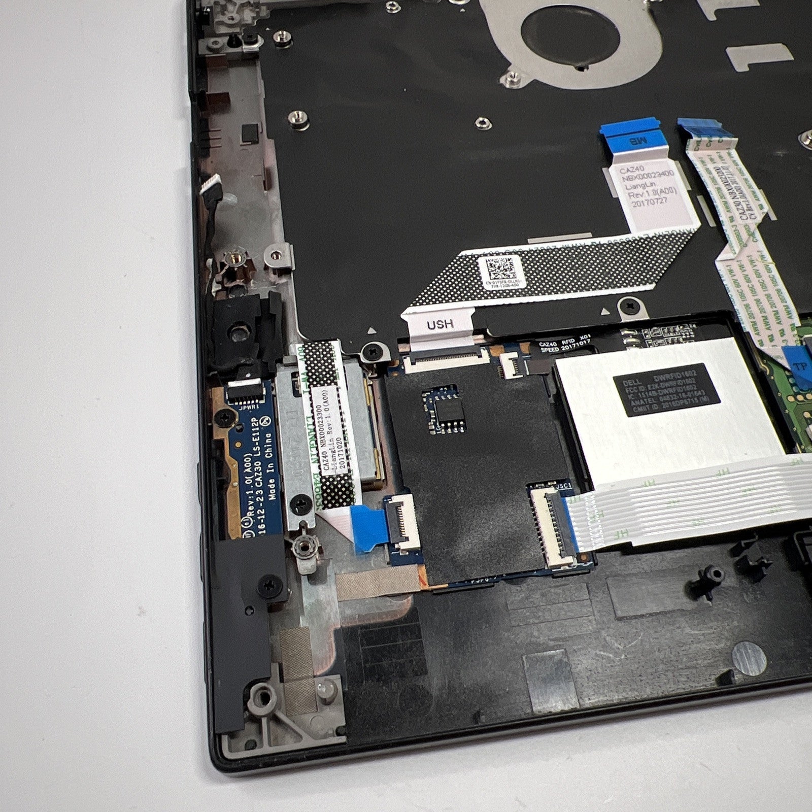 Genuine Dell Latitude 5289 Palmrest Assembly UK Keyboard Touchpad Black