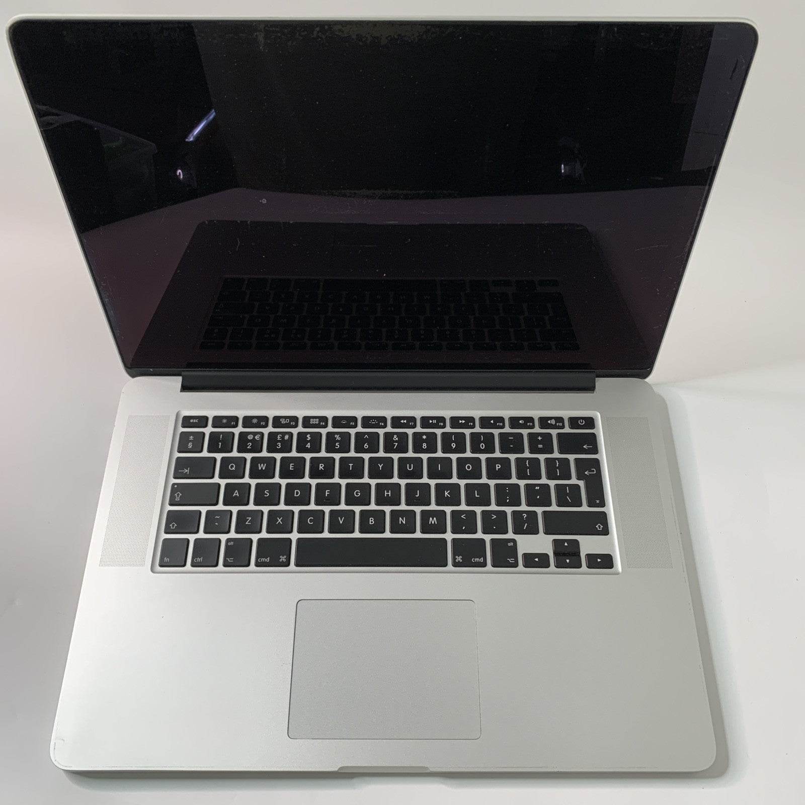 MacBook Pro Retina 15” inch, Mid 2014 2.2GHz i7 16GB 256GB Intel Iris Pro