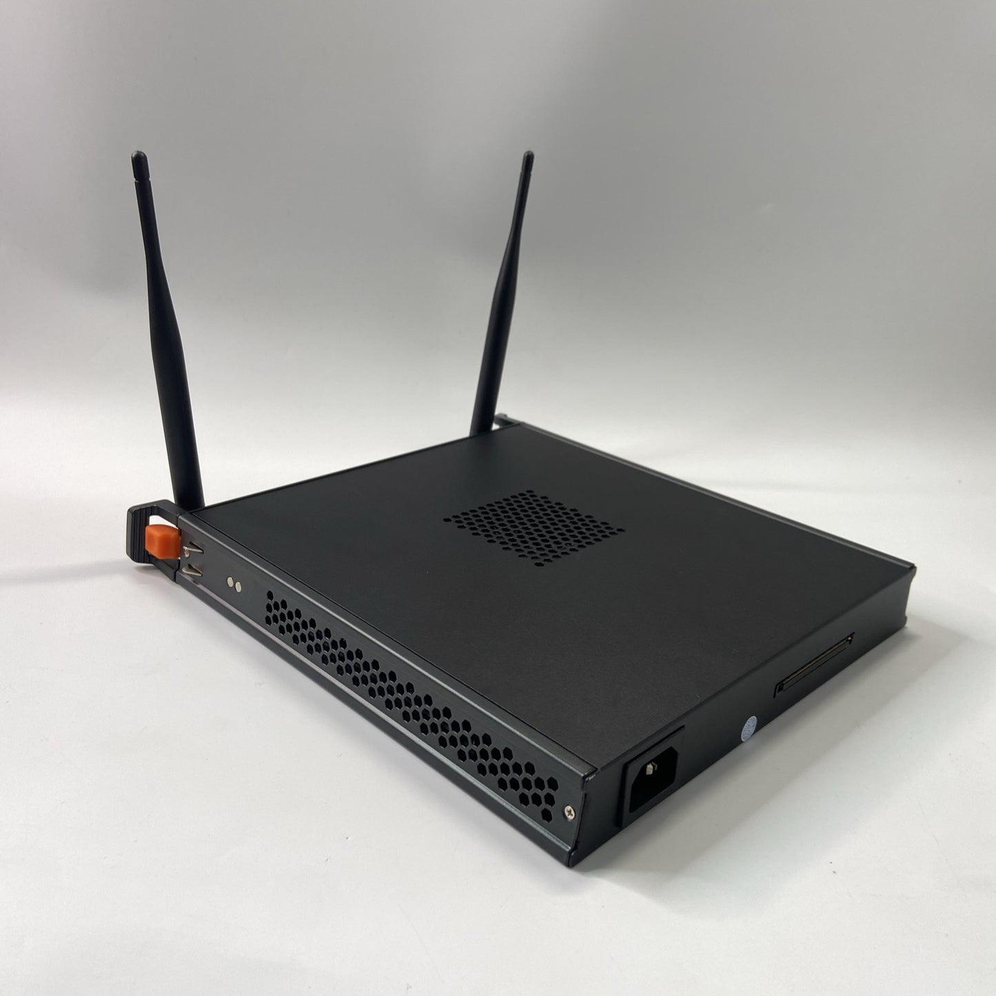 Viewsonic VPC15-WP-5 Intel Core i5-8400 8GB RAM 256GB SSD Windows 10