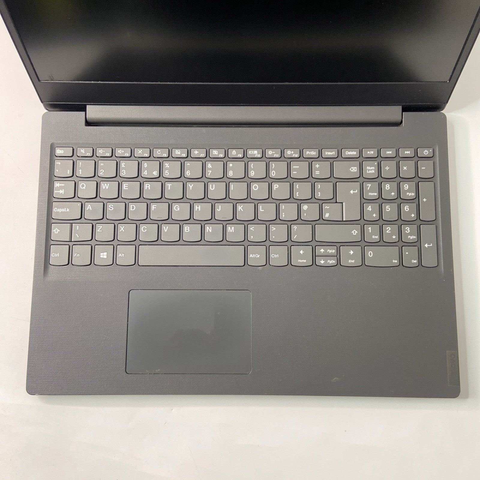Lenovo V15-IIL 15.6" i5-1035G1 8GB RAM 256GB SSD Windows 11 Pro Laptop
