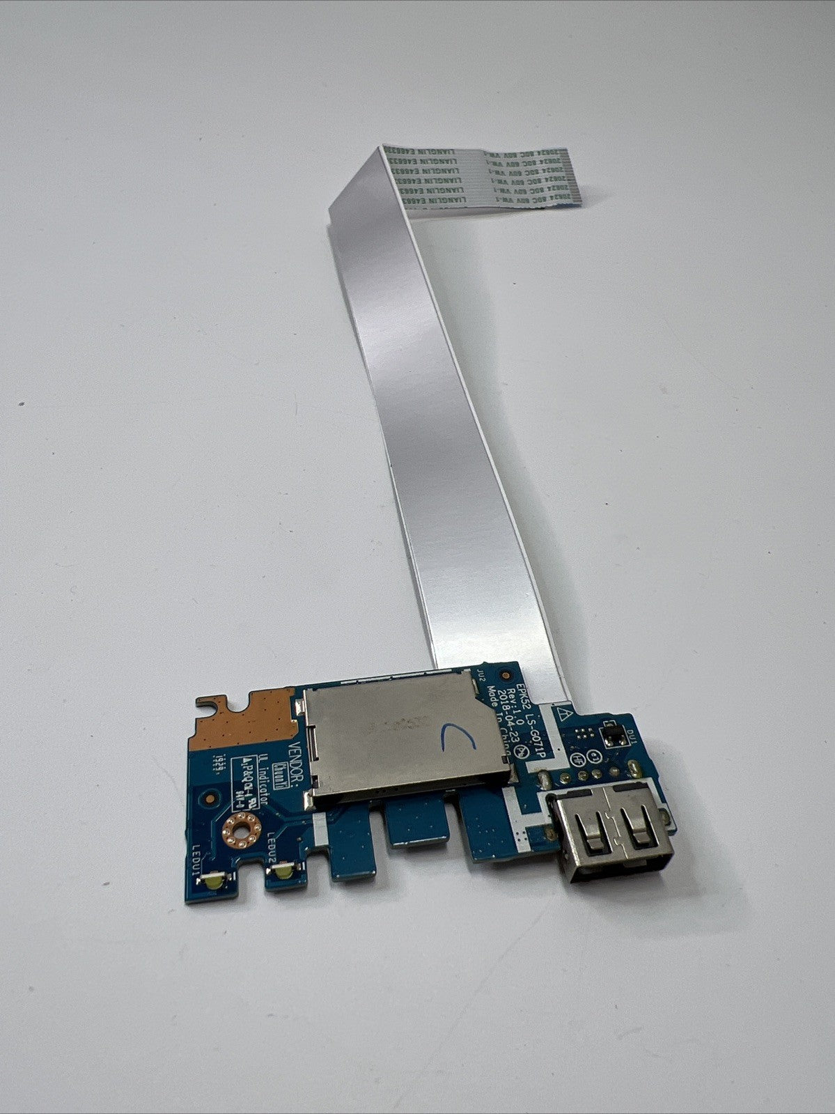 HP 15-DA SERIES 15-DA1013NE USB Port SD Card Reader Board LS-G071P L20448-001