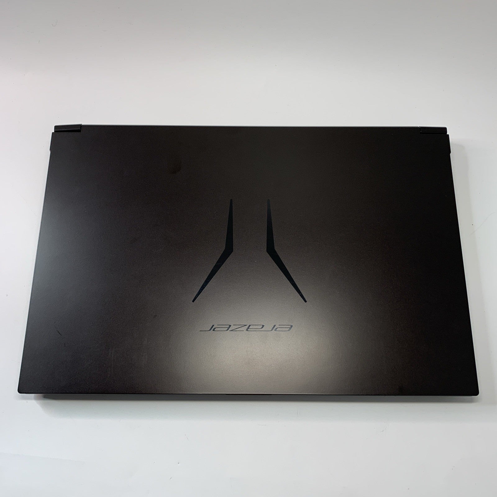 Medion Erazer Crawler E30 Core i5-12450H 8GB 512GB RTX 3050 15.6 Inch Win 11