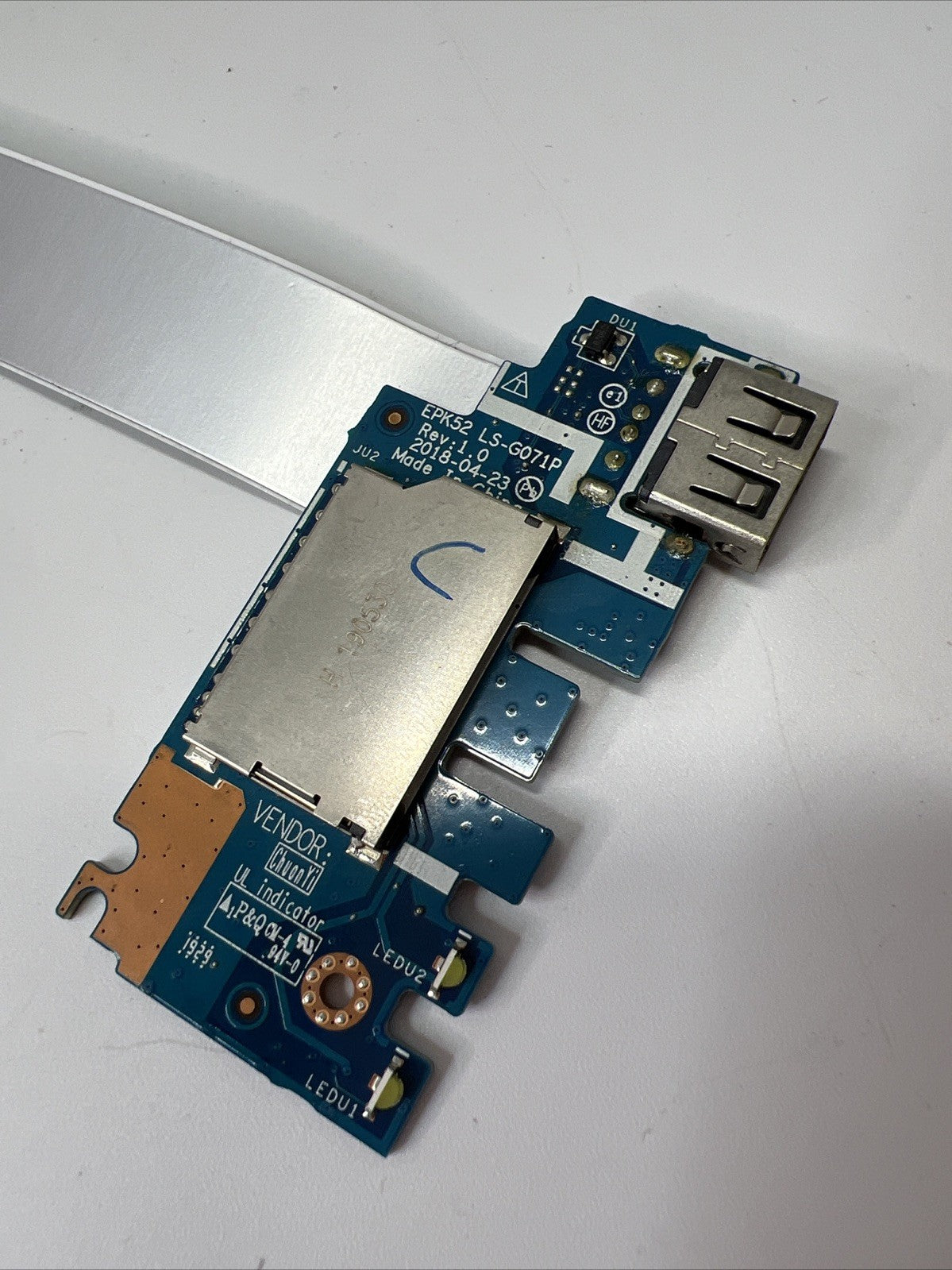 HP 15-DA SERIES 15-DA1013NE USB Port SD Card Reader Board LS-G071P L20448-001