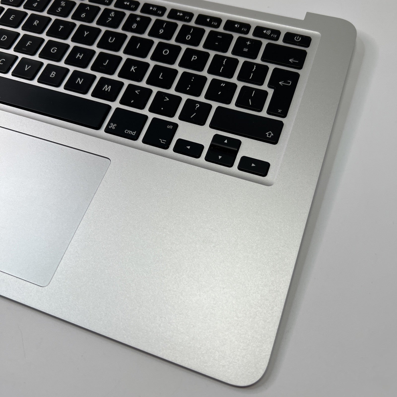 Macbook AIR 13” A1466 2013 2014 2015 2017 UK Keyboard Palmrest Trackpad Assembly