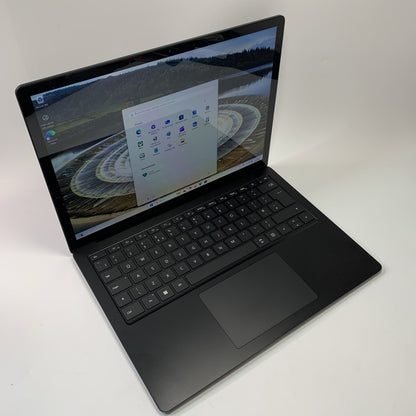 Microsoft Surface Laptop 4 13.5" Intel Core i5-1135G7 16GB RAM 512GB SSD Win 11