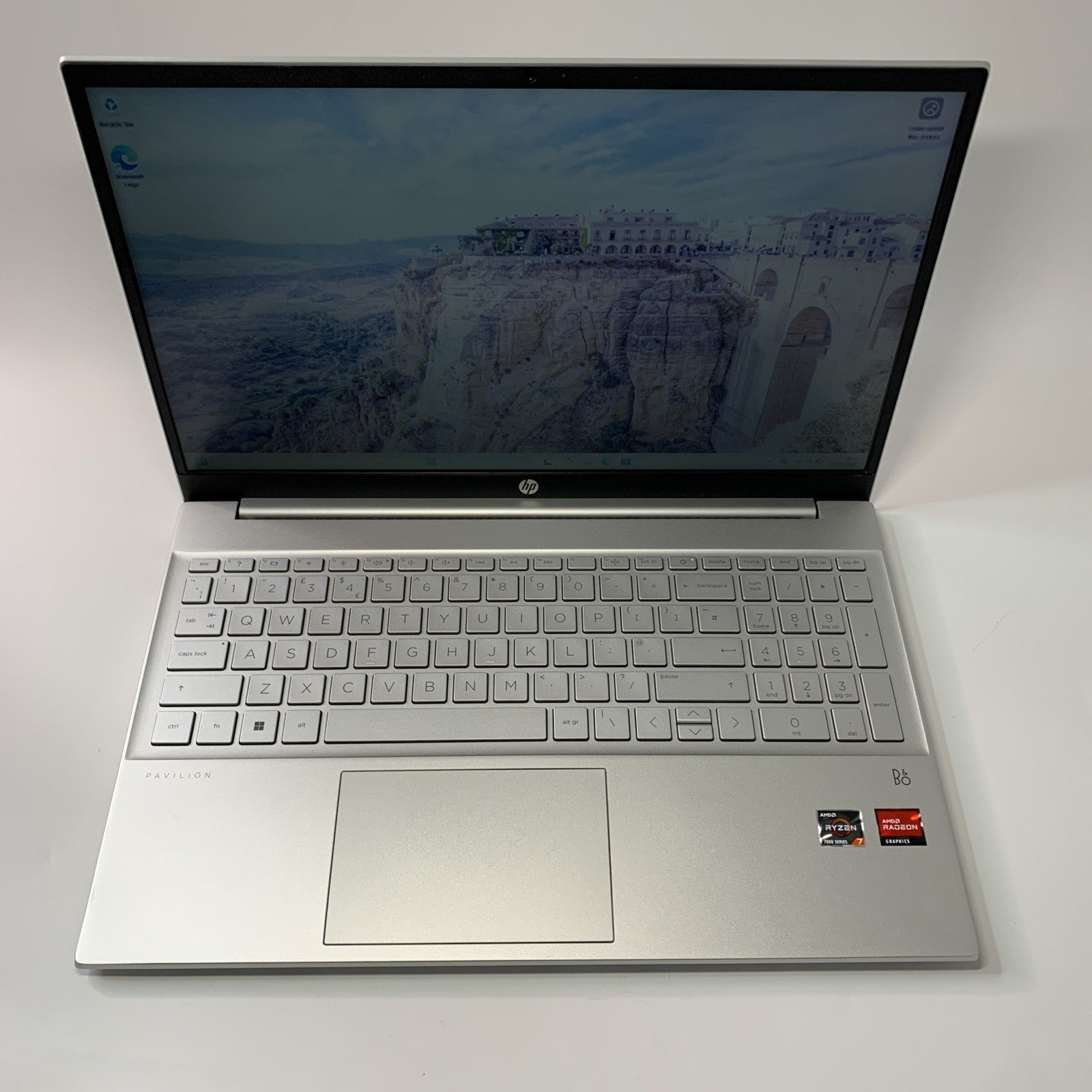 HP Pavilion 15-eh 15.6" Laptop AMD Ryzen 7 7730H Processor 16GB RAM 512GB SSD