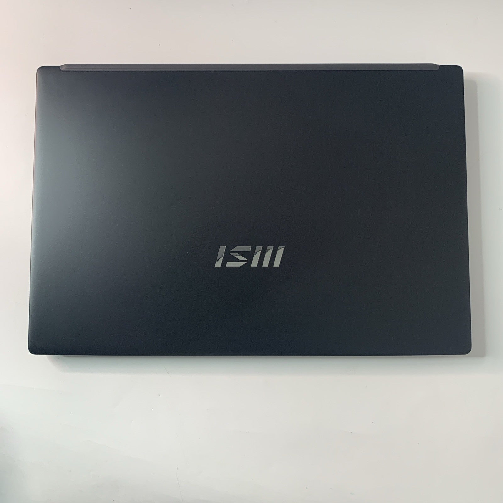 MSI Modern 15 B7M 15.6" Laptop AMD Ryzen 5 7430U 8GB RAM 512GB SSD Windows 11