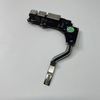 GENUINE APPLE MACBOOK PRO RETINA 13 A1502 2014 USB HDMI SD  I/O BOARD