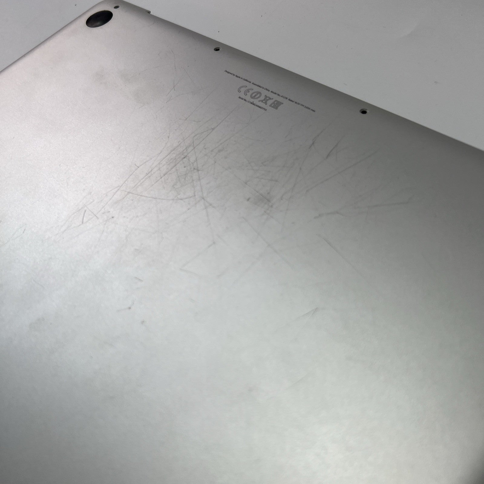 APPLE MACBOOK PRO A1278 13” MID 2010 2011 2012 BOTTOM CASE AND SCREWS (GRADE C)