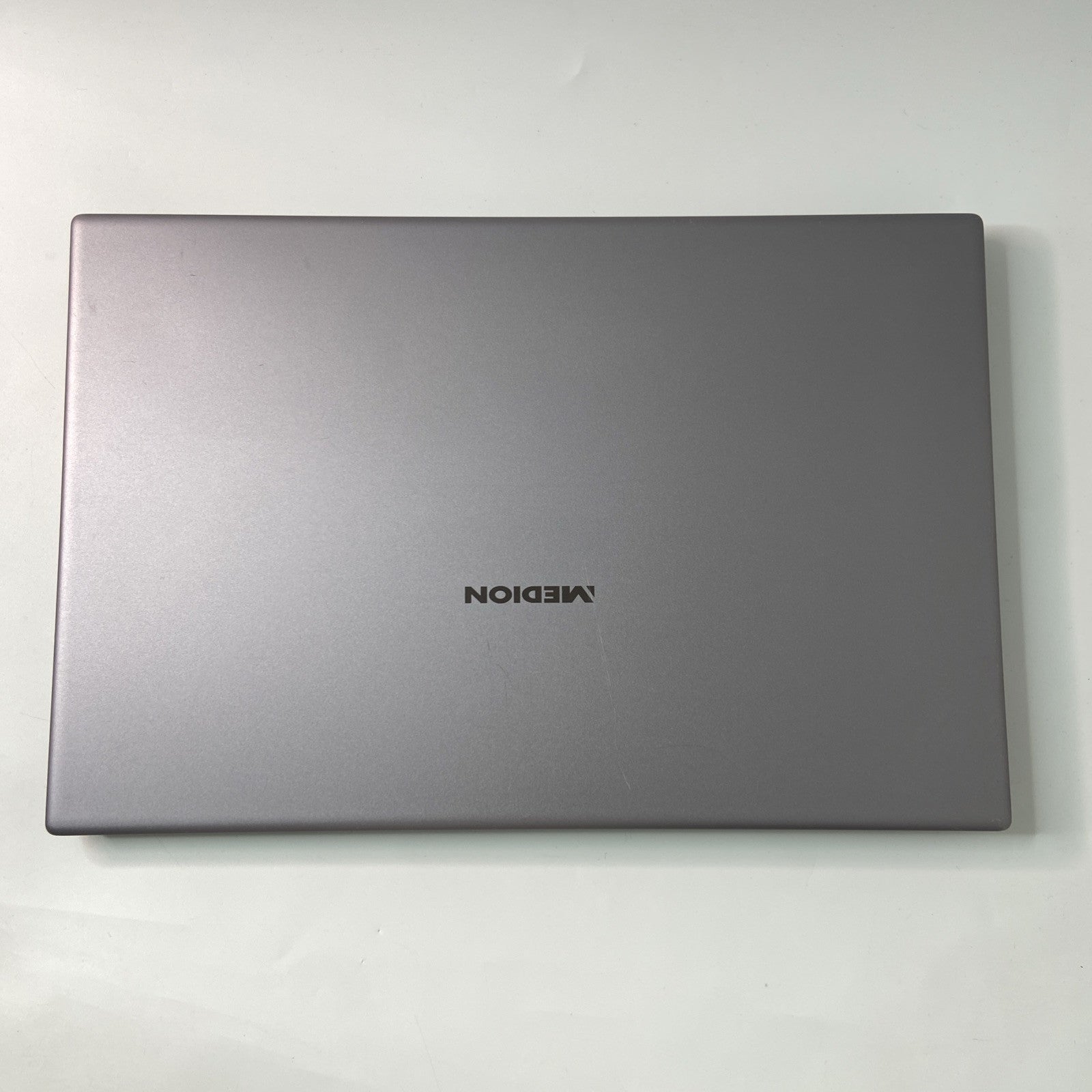 MEDION Akoya E15407 Intel Core i5-1035G1, 8GB RAM, 256GB SSD, 15.6-Inch, Win 11