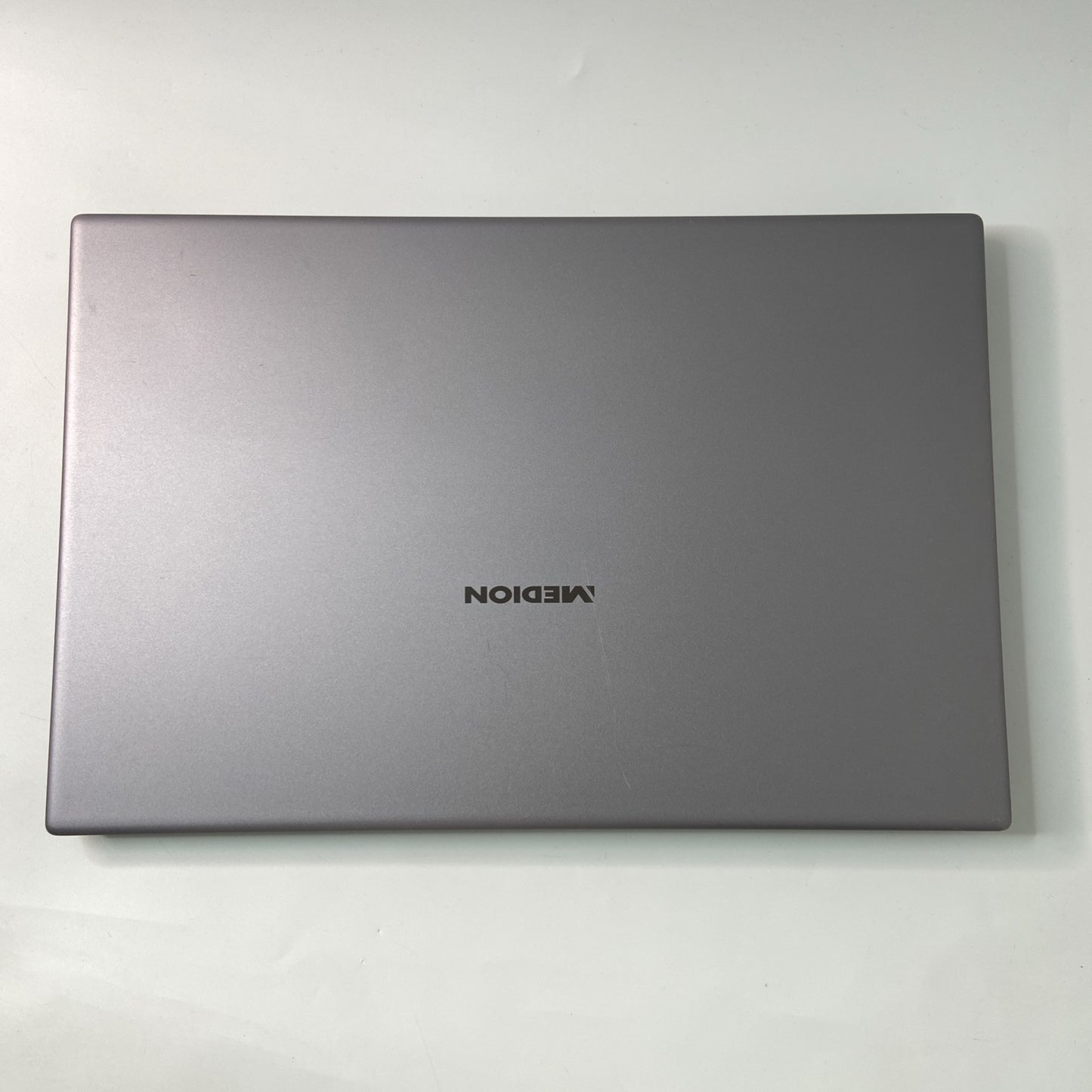 MEDION Akoya E15407 Intel Core i5-1035G1, 8GB RAM, 256GB SSD, 15.6-Inch, Win 11