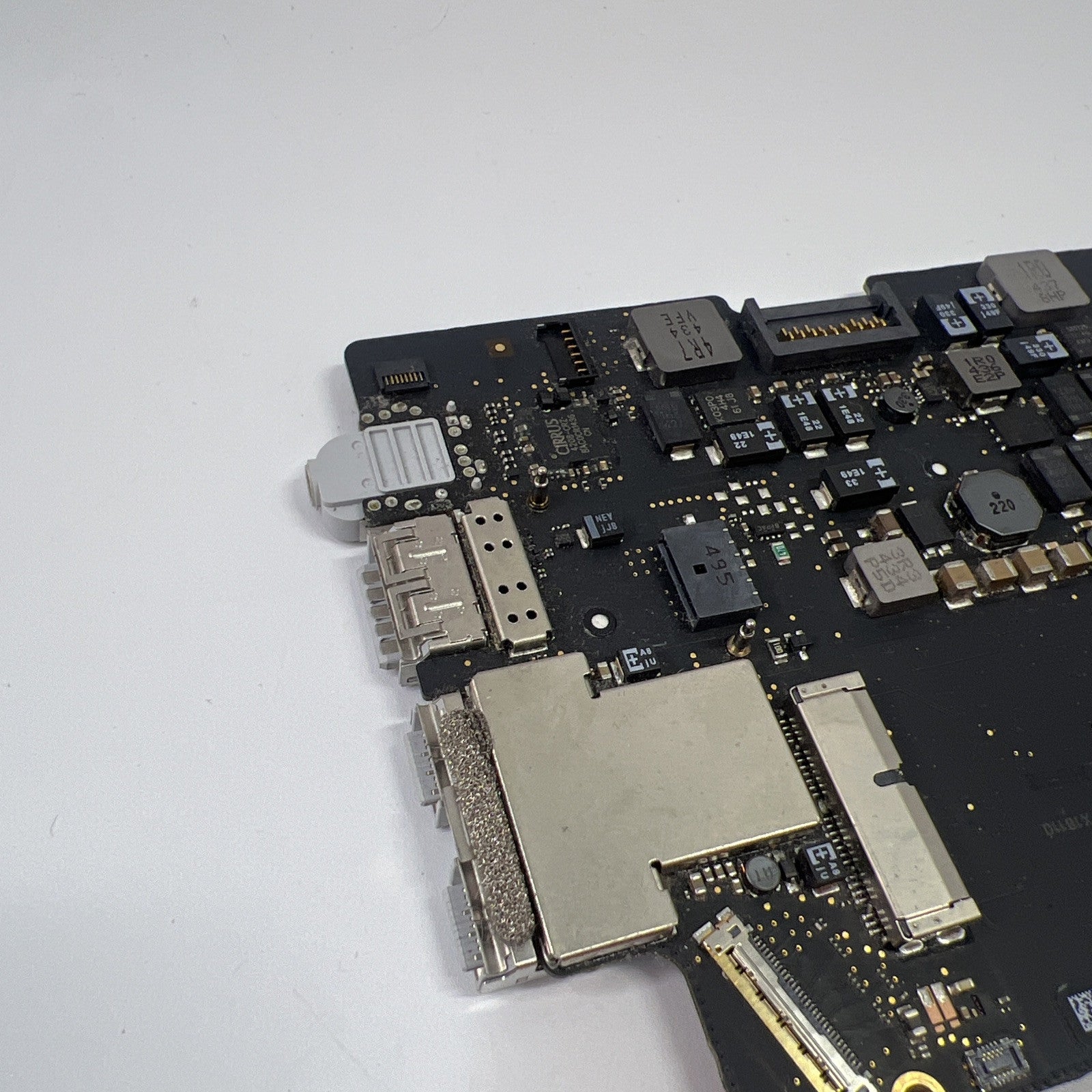 MacBook Pro A1502 Mid 2014 Logic Board i5 2.6GHz 820-3476-A 13.3
