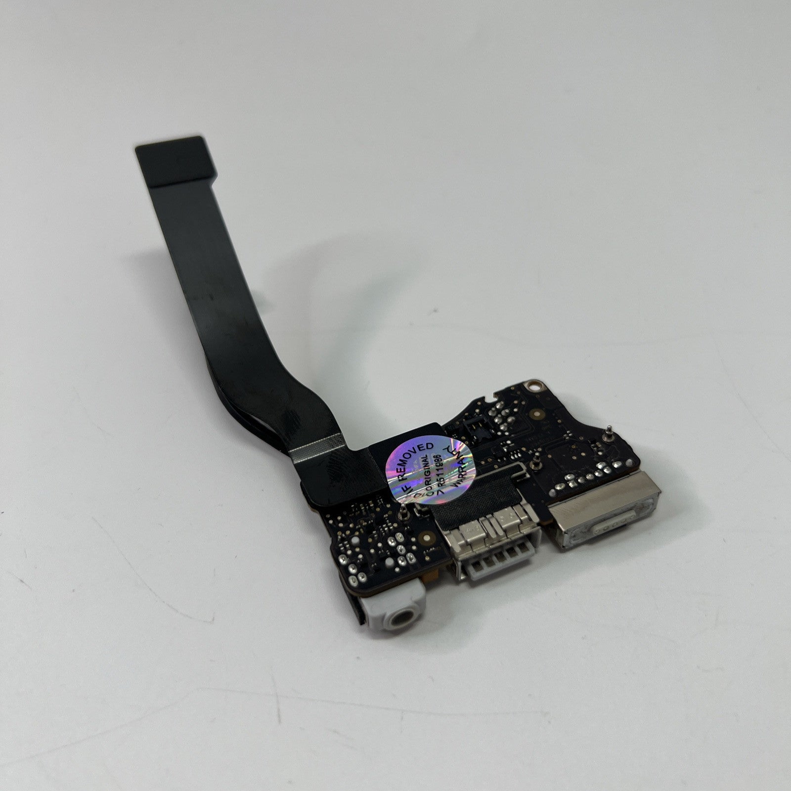 A1466 Apple MacBook Air 13" I/O Board DC Power Jack Port 2013-2017 820-3455-A