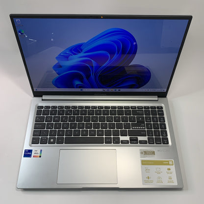 ASUS VivoBook X1504VA 15.6’’  OLED Core i7-1355U 16GB RAM 1TB SSD Win 11 Grade B