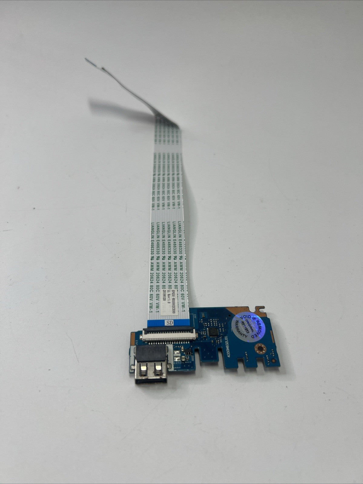 HP 15-DA SERIES 15-DA1013NE USB Port SD Card Reader Board LS-G071P L20448-001