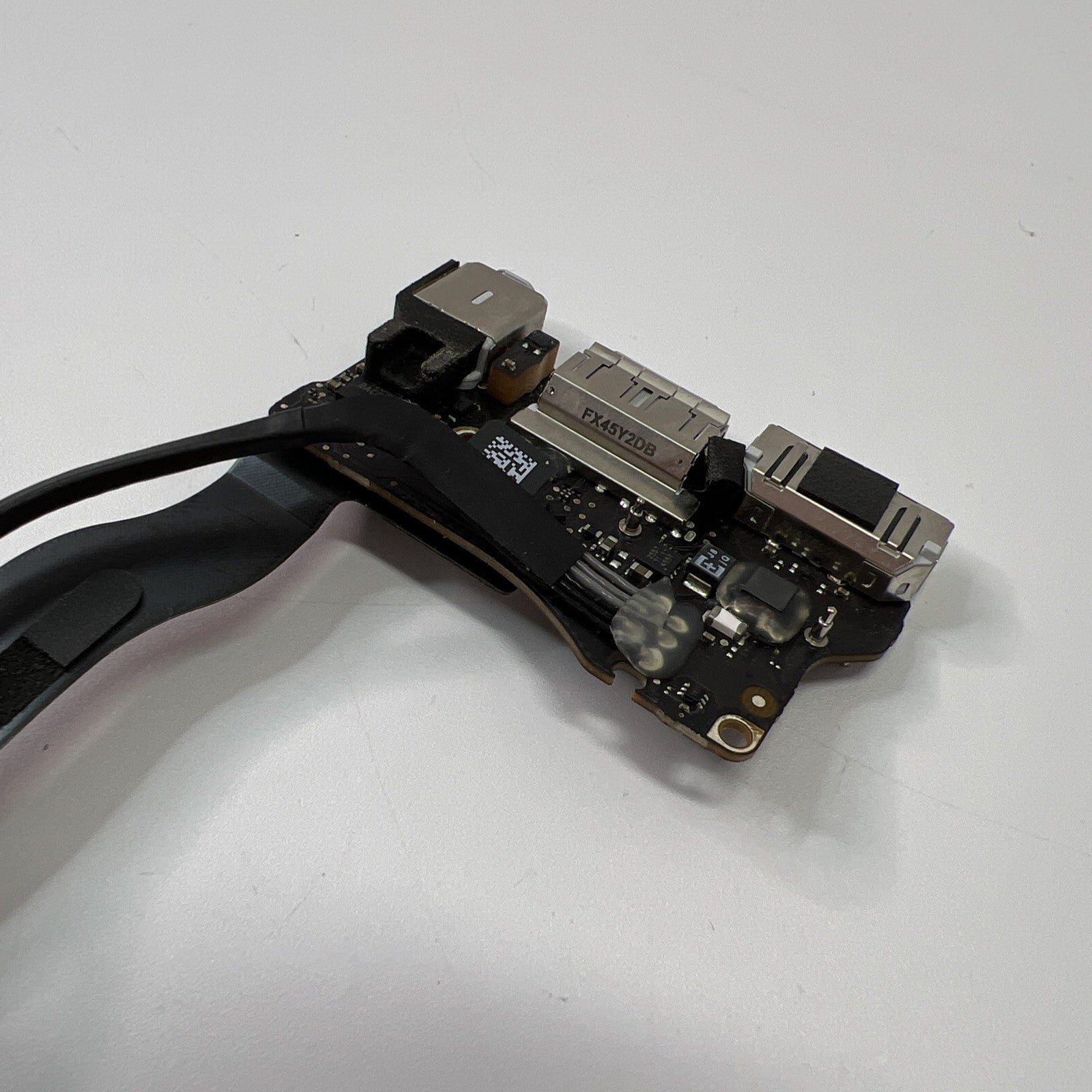 A1466 Apple MacBook Air 13" I/O Board DC Power Jack Port 2013-2017 820-3455-A