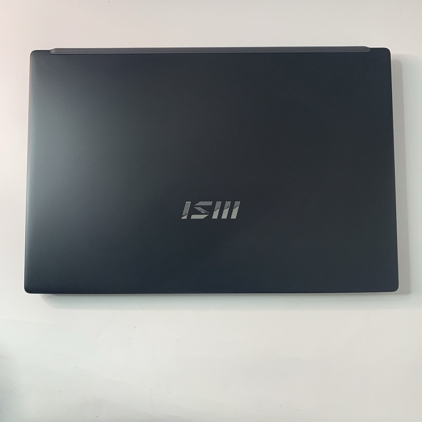 MSI Modern 15 B7M 15.6" Laptop AMD Ryzen 5 7430U 8GB RAM 512GB SSD Windows 11