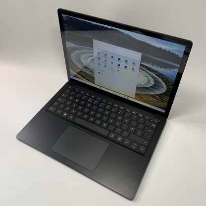 Microsoft Surface Laptop 4 13.5" Intel Core i5-1135G7 16GB RAM 512GB SSD Win 11