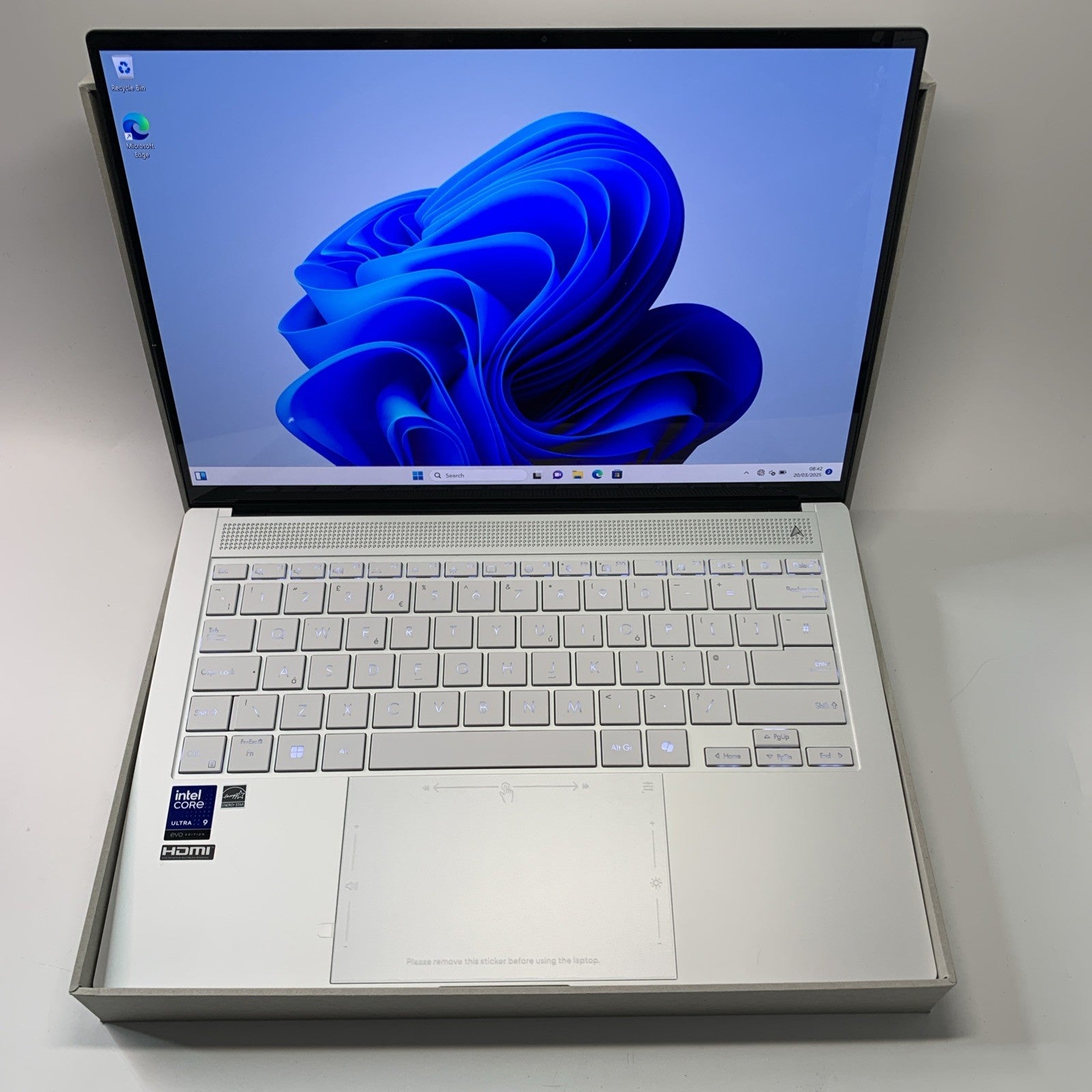 Asus Zenbook S 14 UX5406SA Intel Core Ultra 9 32GB 1TB SSD 14