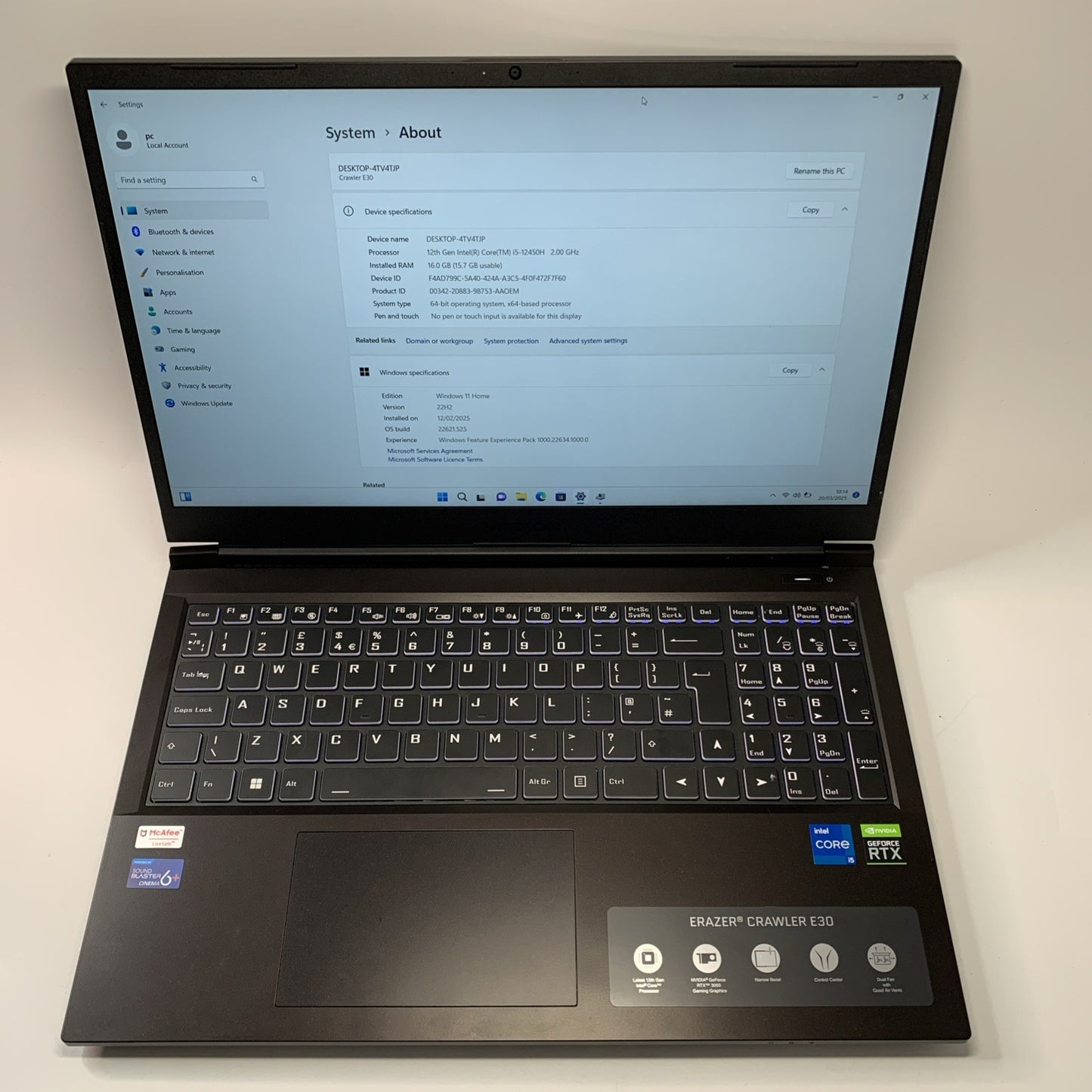 Medion Erazer Crawler E30 Core i5-12450H 8GB 512GB RTX 3050 15.6 Inch Win 11