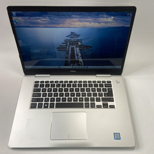 Dell Inspiron 7570 15.6" Core  i7-8550U 16GB RAM 256GB SSD NVIDIA GeForce 940MX