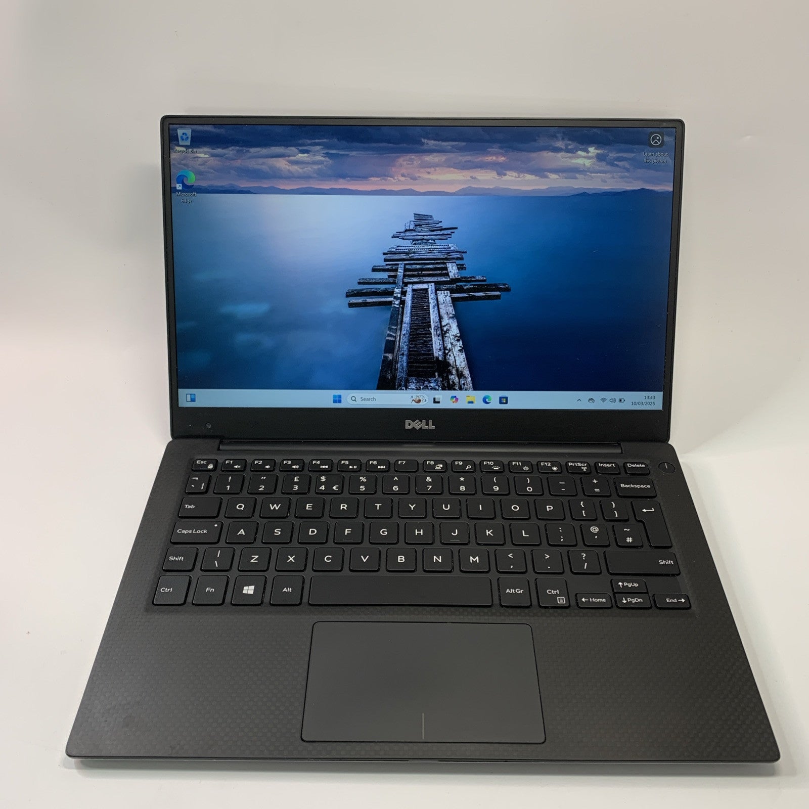 Dell XPS 13 9360 Core i7-7550U 8GB RAM 256GB SSD 13.3" FHD Windows 11