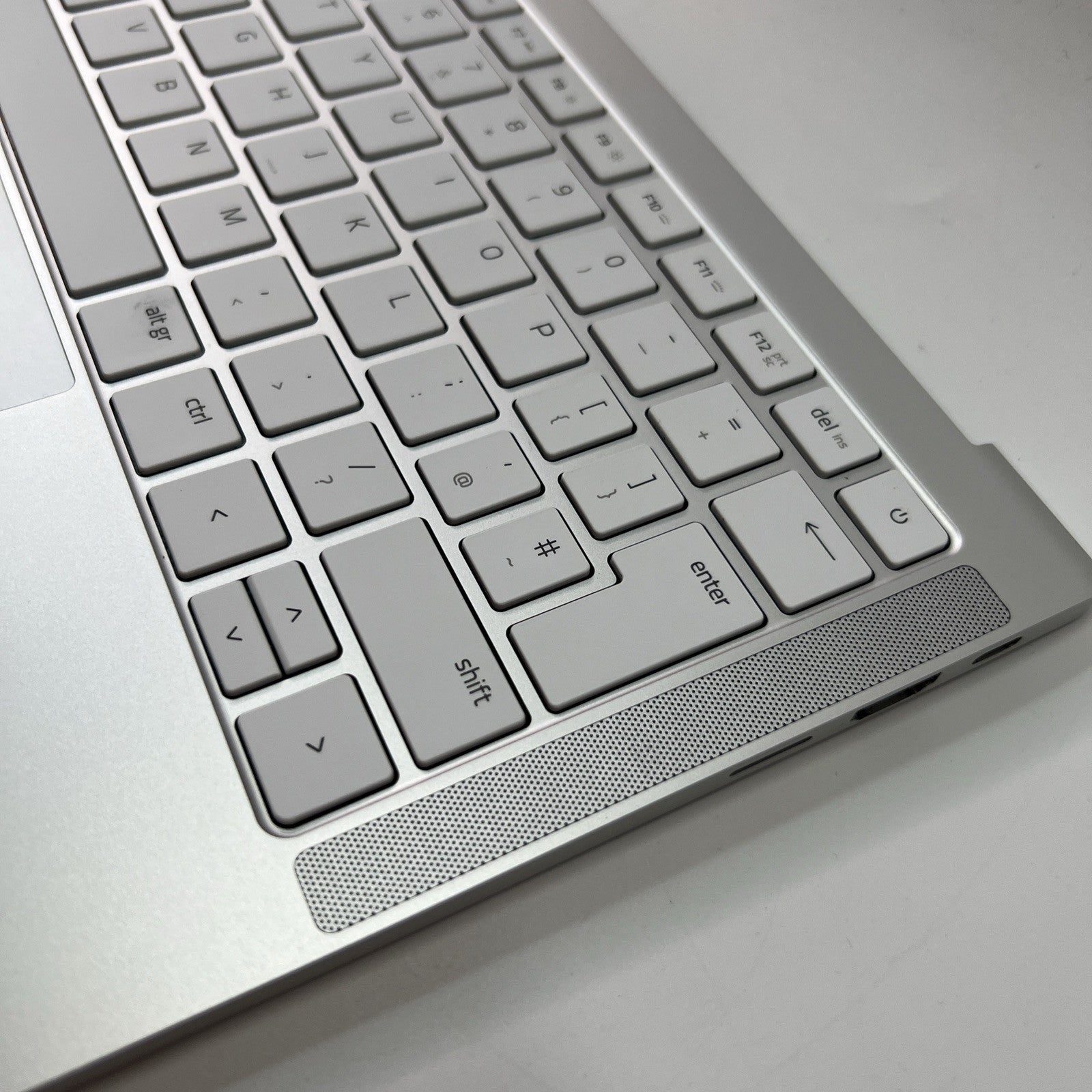 Razer Book 13 RZ09-0357 Genuine Palmrest UK Keyboard Touchpad Silver 13141560