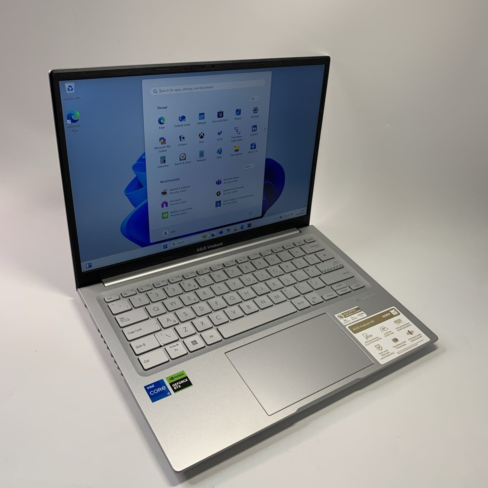 ASUS Vivobook 14X K3405Z 14” Laptop  Core i5-12450H 16GB RAM 512GB SSD RTX 2050