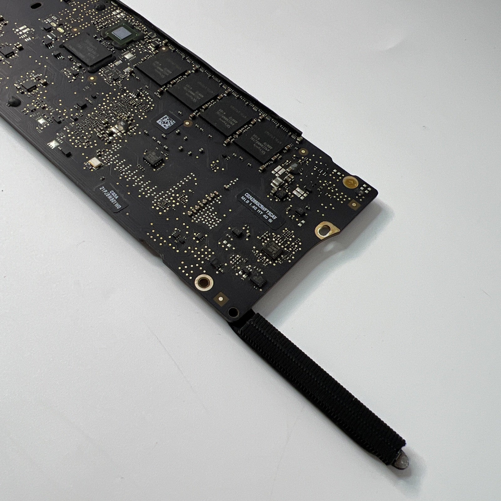 MACBOOK AIR A1466 13" EARLY 2014 LOGIC BOARD 1.4GHz i5 (WORKING)