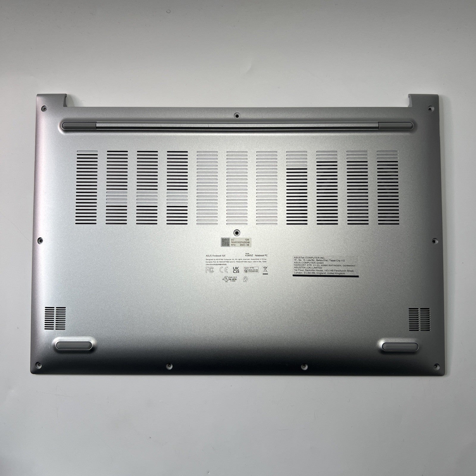 Genuine Asus Vivobook 16X K3605Z Bottom Base Cover Silver EAZJ200602A