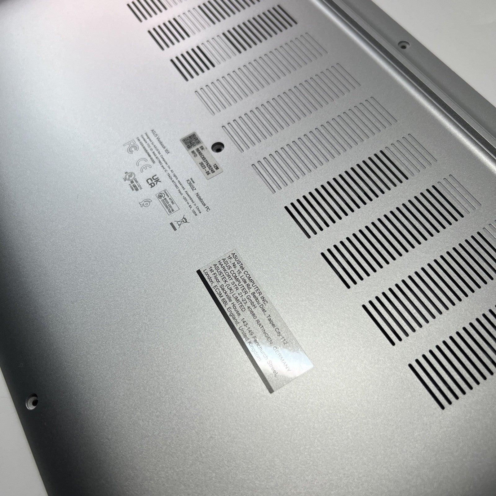 Genuine Asus Vivobook 16X K3605Z Bottom Base Cover Silver EAZJ200602A