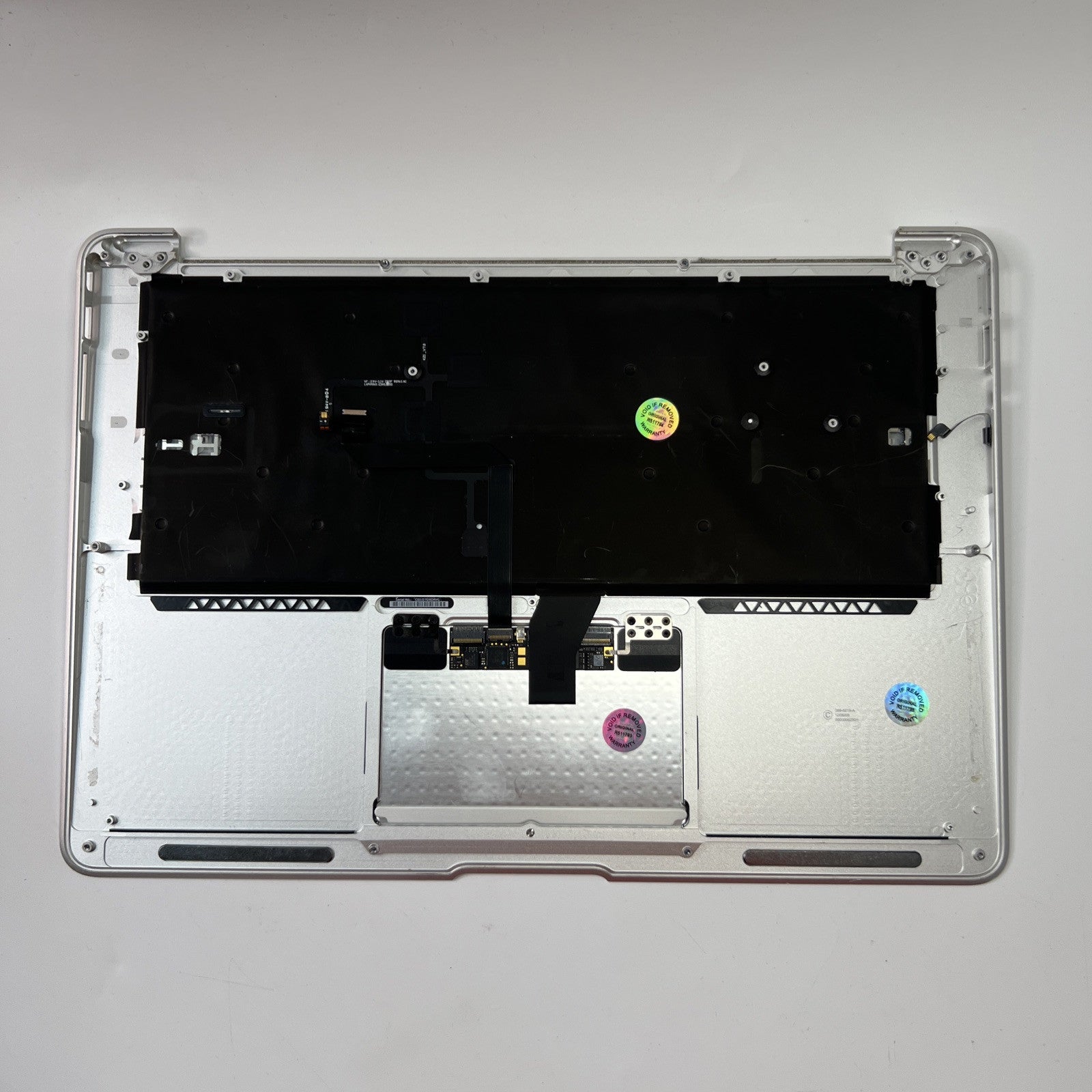 Macbook AIR 13” A1466 Mid 2012 UK Keyboard Palmrest Trackpad Assembly Silver