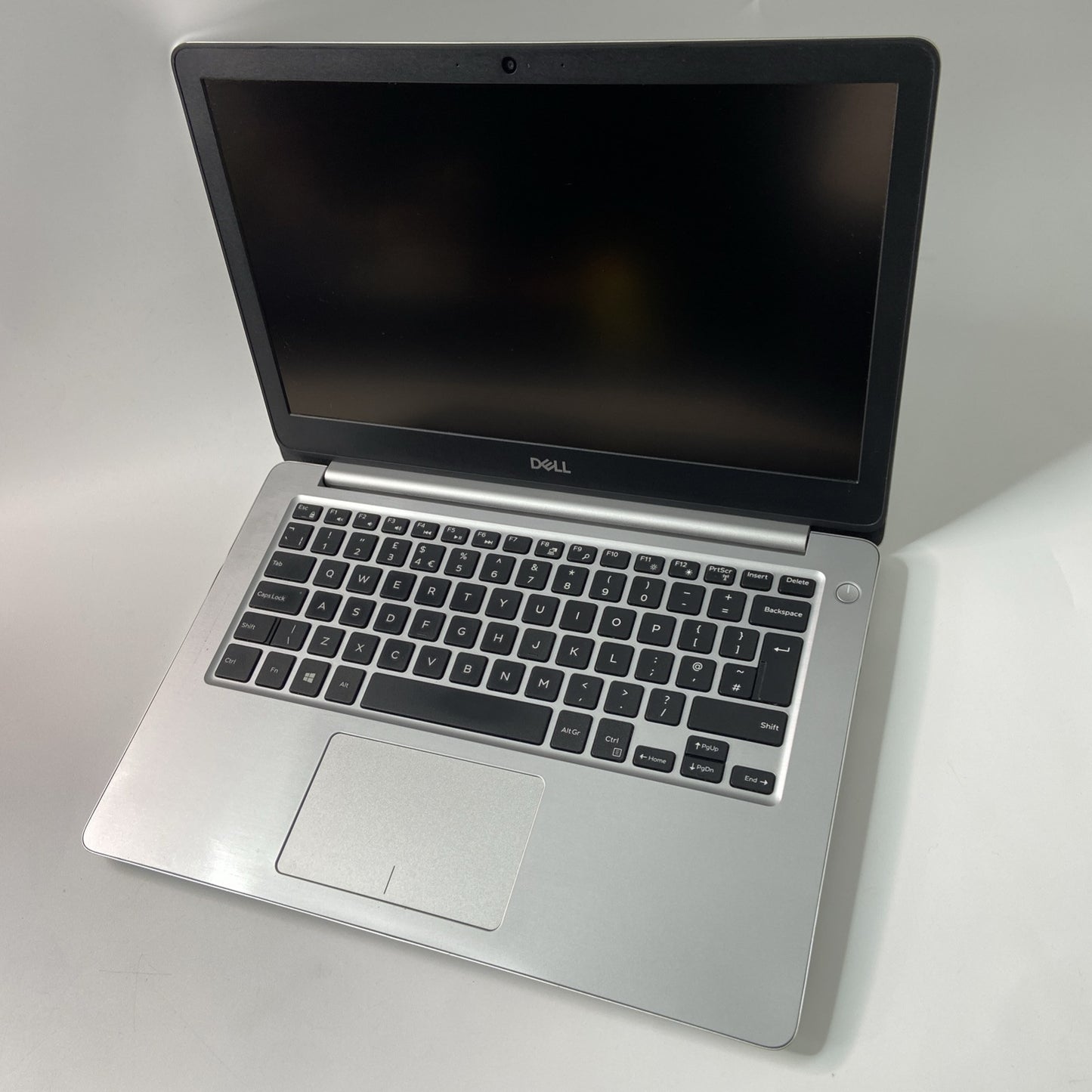 DELL Inspiron 5370 Core i3-7130U 8GB 256GB 13.3 Inch Windows 10 Laptop 