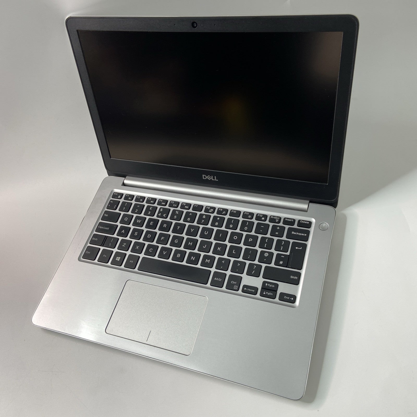 DELL Inspiron 5370 Core i3-7130U 8GB 256GB 13.3 Inch Windows 10 Laptop 