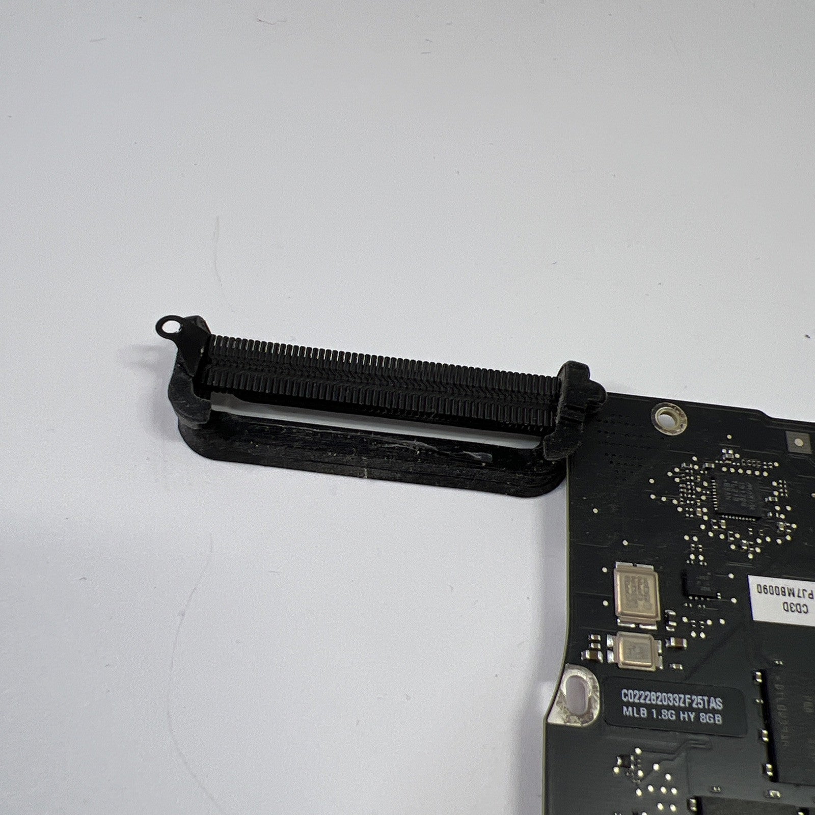 MACBOOK AIR A1466 13